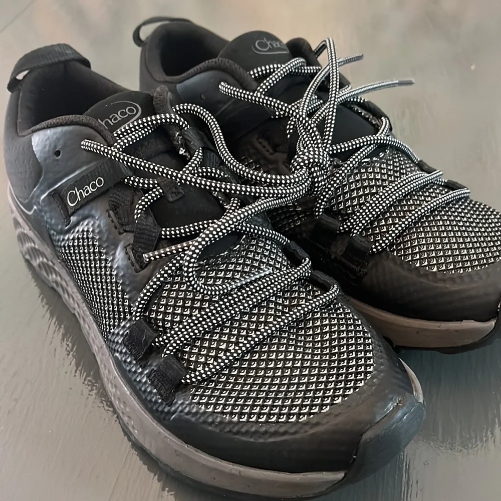 NEW Chaco lace up shoes - Picture 6 of 10